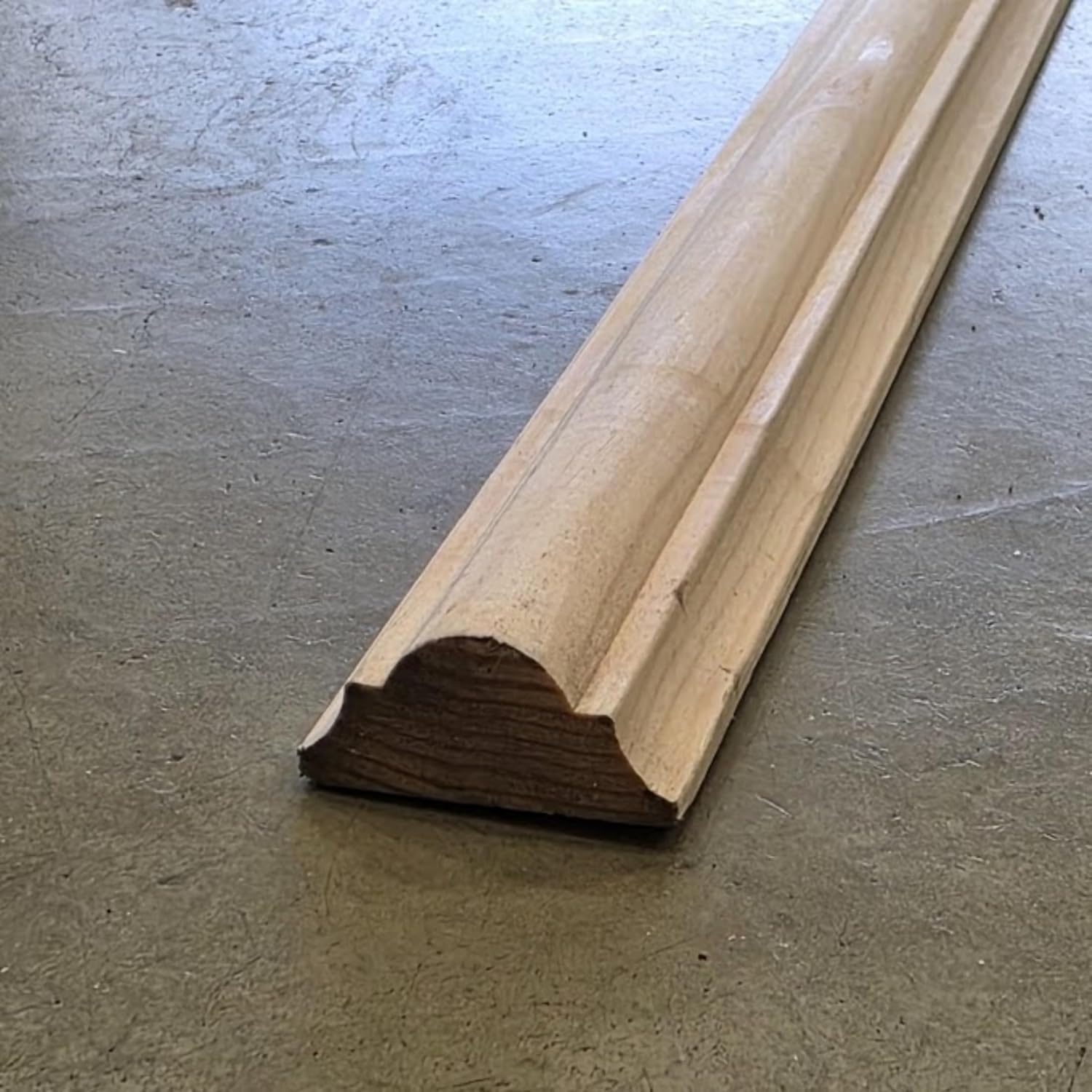 Traditional Solid Dado Rail Width 41mm x Thickness 20mm - Decorative Chair Rail Moulding for Walls, Wainscot Cap Trim - Smooth Planed Timber, Ready to Paint, Stain or Varnish, Easy DIY Installation